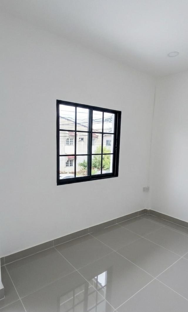 หมู่บ้าน ใกล้รถไฟฟ้าราคาไม่ถึง2ล้าน 7