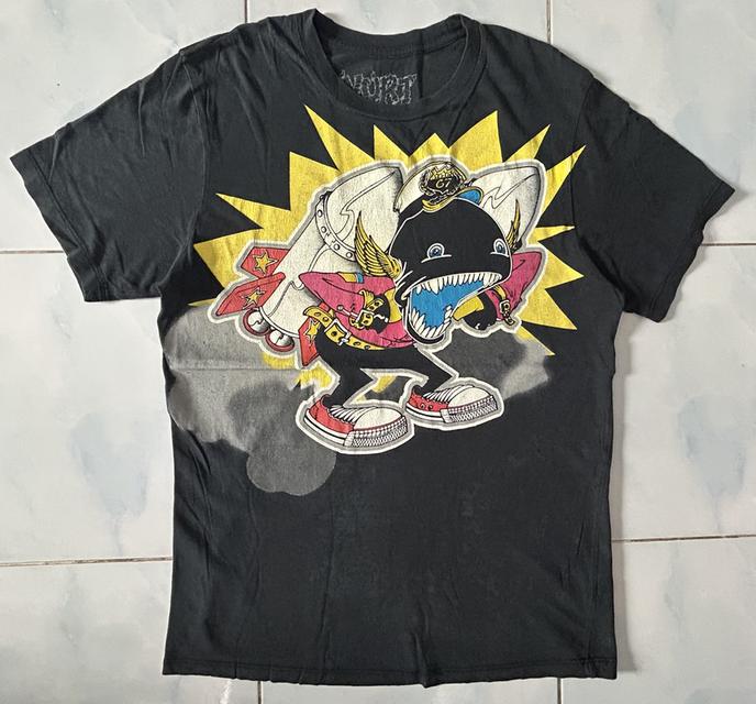 [เปิดขาย] 🚀 แรร์ระดับตํานาน! เสื้อวินเทจ VURT "Rocket Monster" (แบรนด์เลิกกิจการแล้ว)🖤