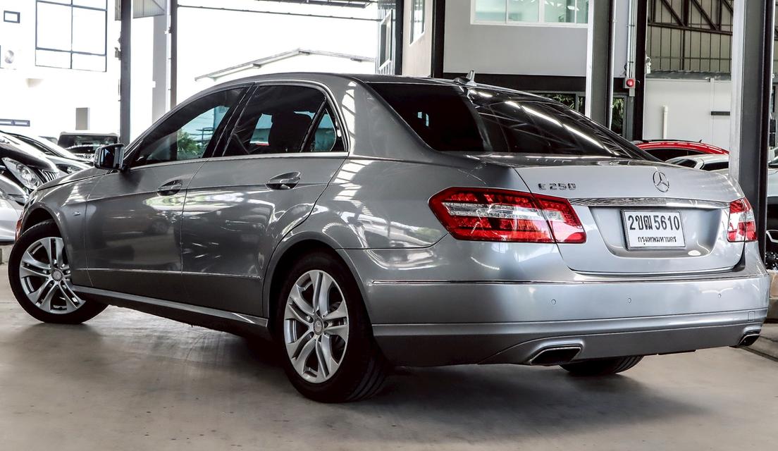2012 BENZ E250 CGI 1.8 W212 13