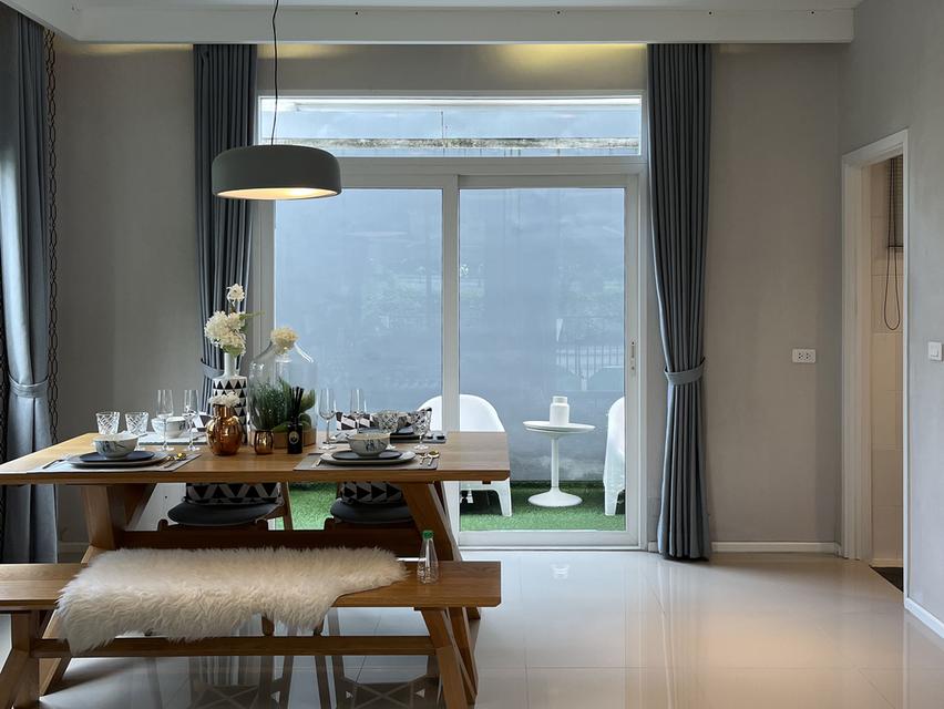 SALE!! ทาวน์โฮมแปลงมุม ขาย/เช่า 18,000 บาท/เดือน 5