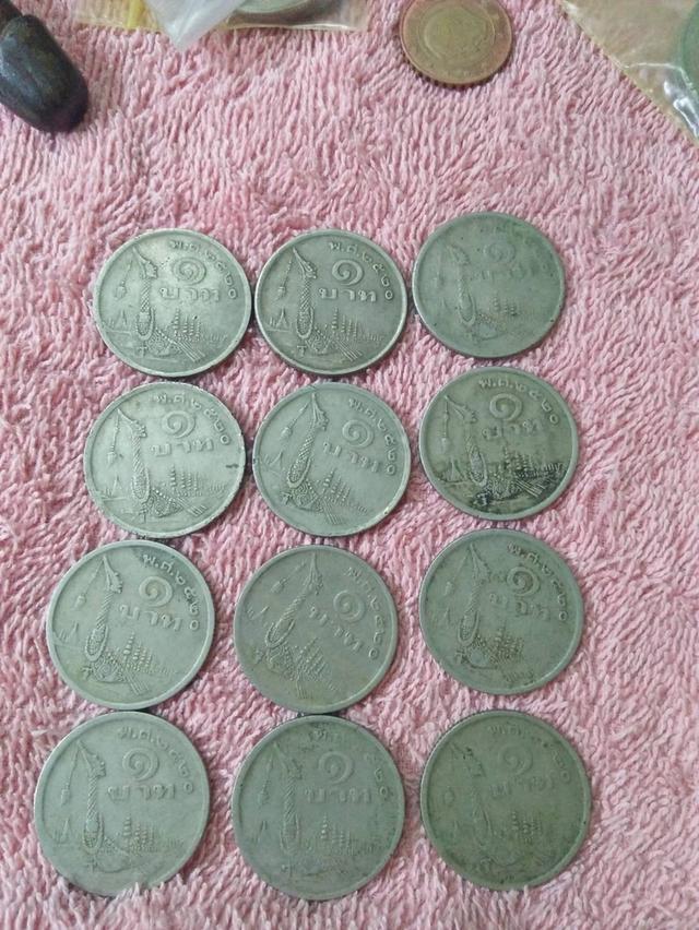 เหรียญ1บาทไทย