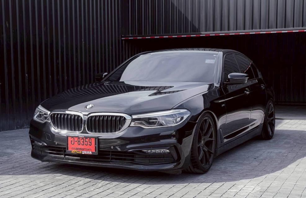 รหัสรถ 67GG7876 BMW 520d G30 Sport 2018🚘