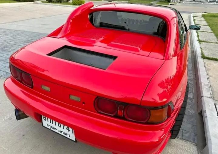 Toyota MR2 สีแดง ปี 1991 4