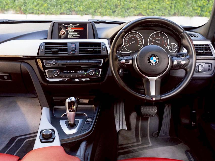 BMW 320d M performance ปี17 11