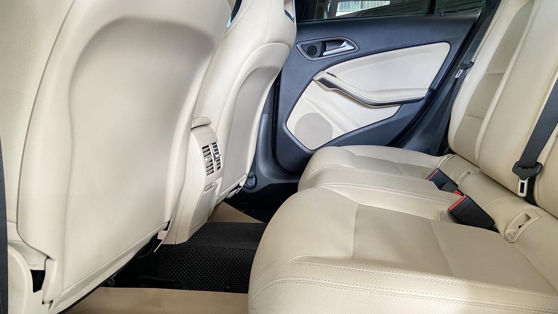 รถเบนซ์สปอร์ตทรงคูเป้ CLA200W117 ปี 2016 รูปที่ 7