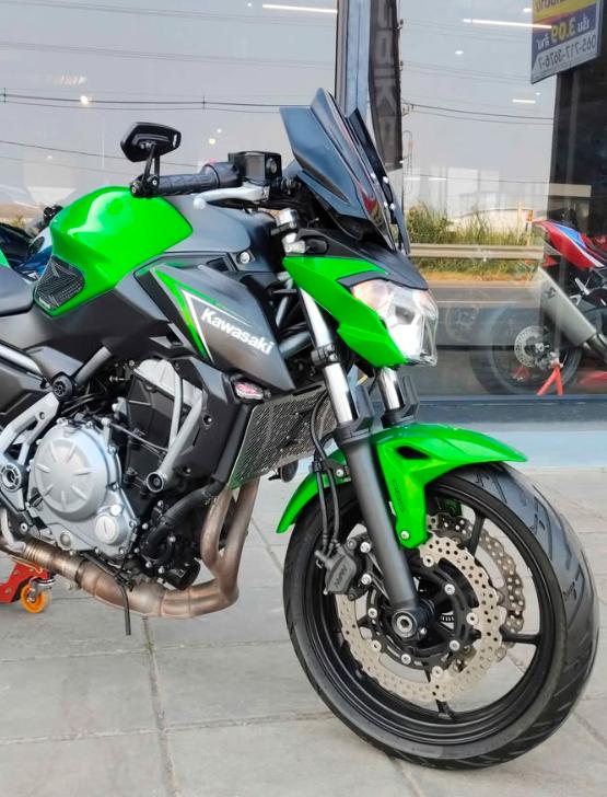 ขาย Kawasaki Z650 สีเขียว 7