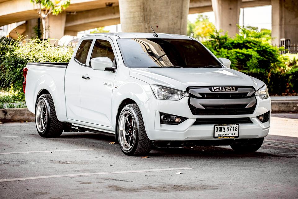 ISUZU D-MAX SPACECAB 1.9 Ddi S ปี 2021 สีเทา โฉมล่าสุด