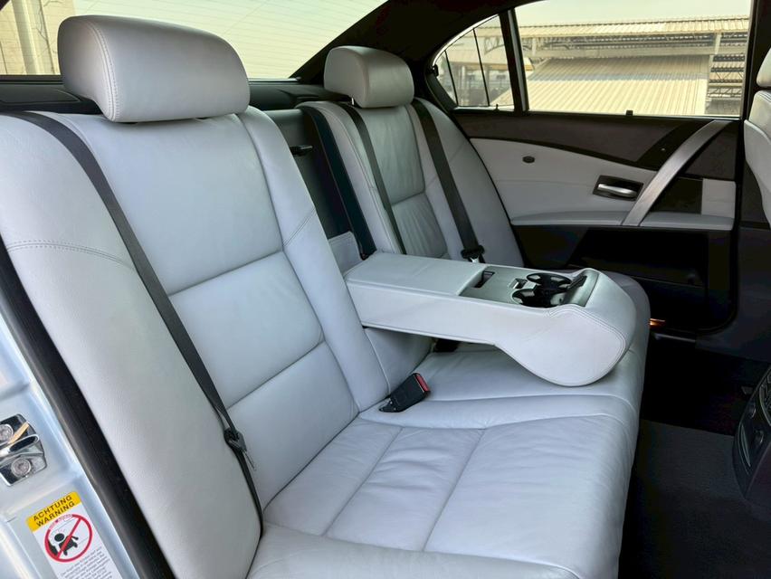 BMW M5 5.0i "Sunroof" (E60)5.0L V10 SMG āļĢāļđāļāļāļĩāđ 15