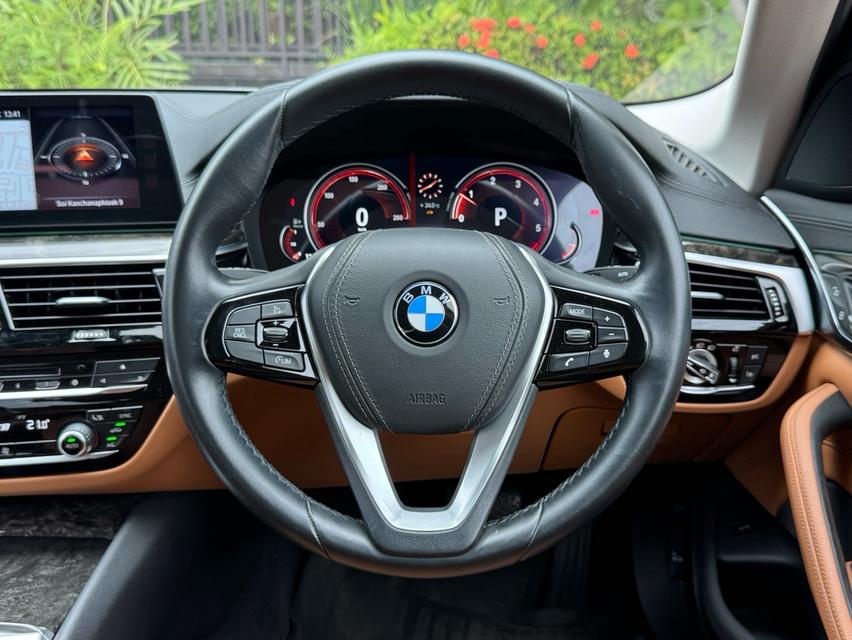 BMW 520d Sport (G30) ปี 2018 รูปที่ 18