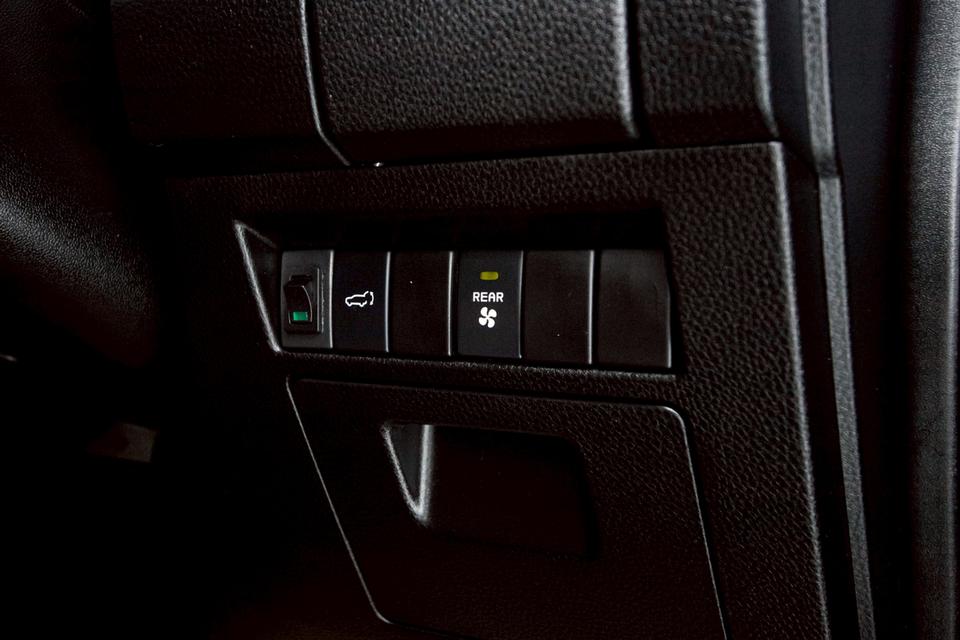 รหัสรถ 1E174 MU-X 3.0 ULTIMATE 2021 14