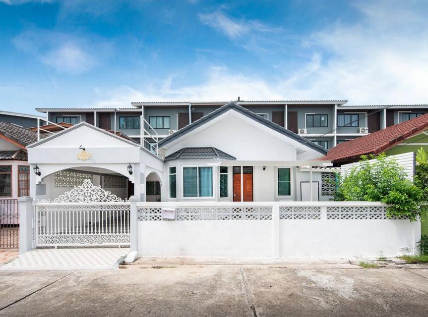 หมู่บ้านร่วมสุข 3 ถนนสามวา คลองสามวา มีนบุรี ขายบ้านเดี่ยว 42 ตารางวา 3 ห้องนอน 2 ห้องน้ำ 1