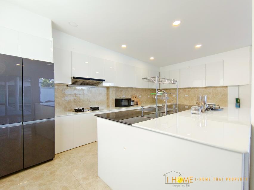 🏡 พูลวิลล่าสองชั้น บ้านหรูในโครงการ พร้อมคลับเฮ้าส์สระว่ายน้ำ #หางดง ราคาเพียง 90,000 บาท/เดือน ✨ 清迈豪华泳池别墅出租 双层 4 卧室 4 卫生间 租金 90,000 泰铢/月(含物业费) ✨ 7