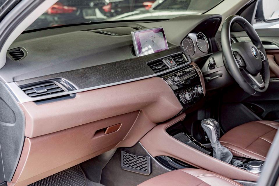 รหัสรถ NP363 BMW X1 sDRIVE18d xLINE 2019 12
