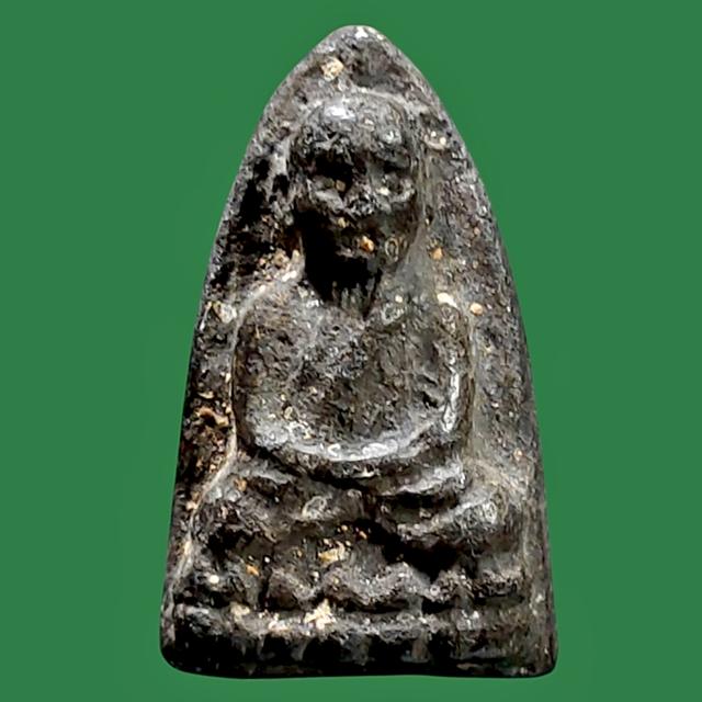 หลวงปู่ทวดเนื้อว่าน ไม่ทราบรุ่น