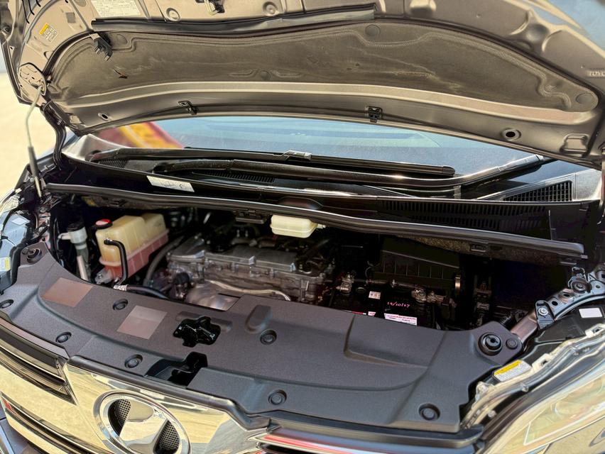 Toyota Vellfire 2.5ZG ปี17 18