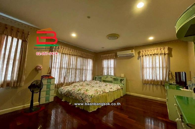 บ้านเดี่ยว หมู่บ้าน นันทวัน วงแหวน-รัตนาธิเบศร์ เนื้อที่ 66 ตรว.ใกล้เซ็นทรัล เวสต์เกต ถนนกาญจนาภิเษก ตำบลเสาธงหิน อำเภอบางใหญ่ จังหวัดนนทบุรี 10