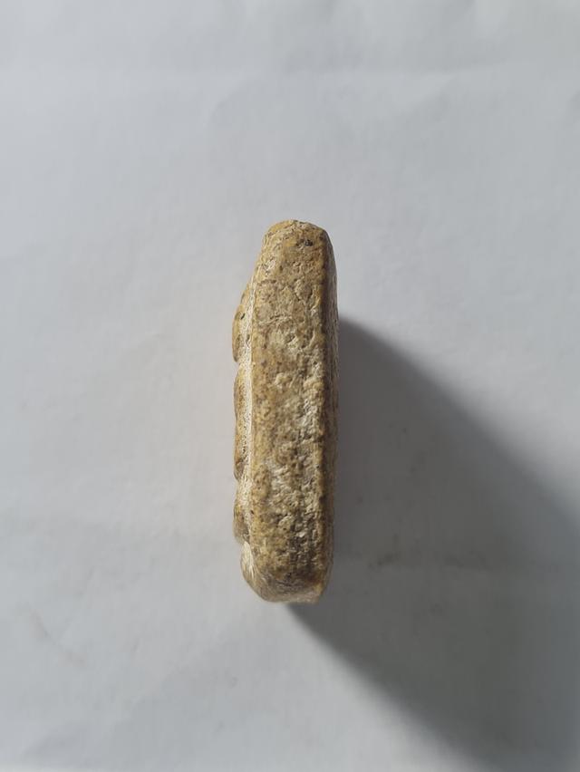 หลวงปู่เผือก เนื้อผง รูปที่ 3