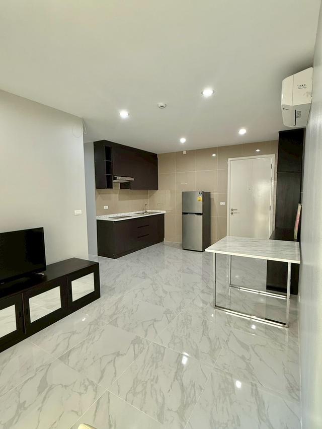 ขายห้องชุด โครงการ HAPPY CONDO ลาดพร้าว 101 ตึก C ชั้น 2 ห้องมุม ห้องขนาด 66.4 ตรม. 2 นอน 2 น้ำ 1 ห้องรับแขก 1 ห้องครัว 12