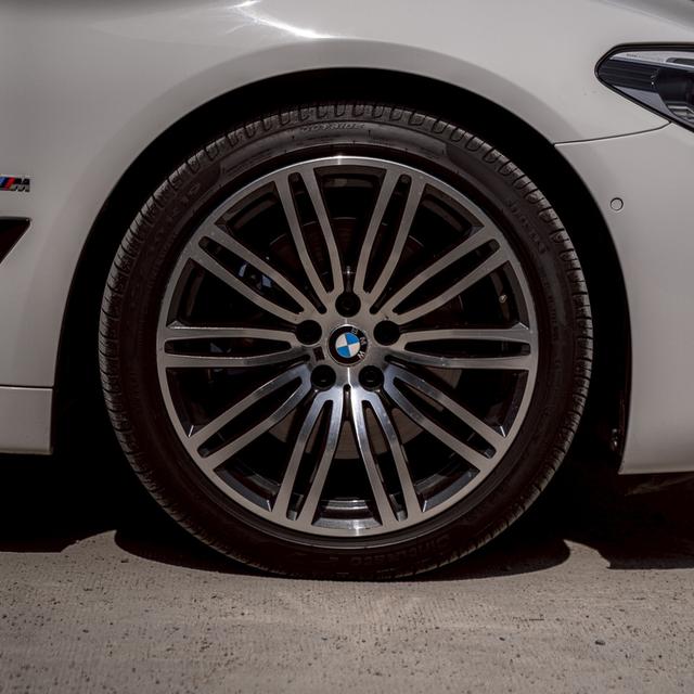 รหัสรถ 67GG9191 BMW 530e Msport G30 ปี 2018 รูปย่อยที่ 3