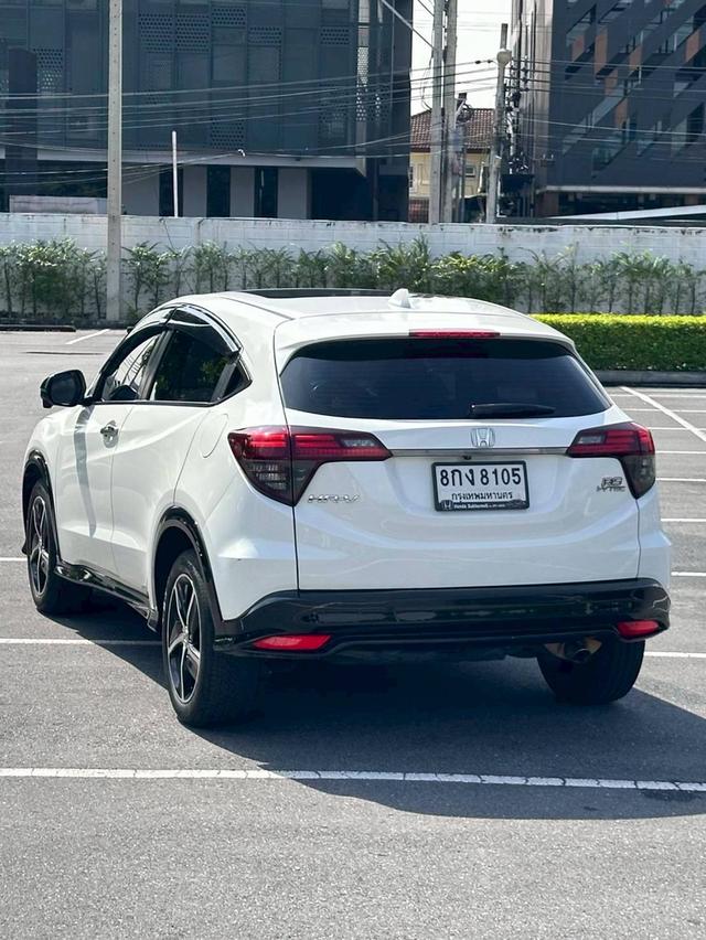 Honda HRV 1.8 RS เกียร์ Auto สีขาวมุก ตัว Top ปี 2019 (MNC) 6