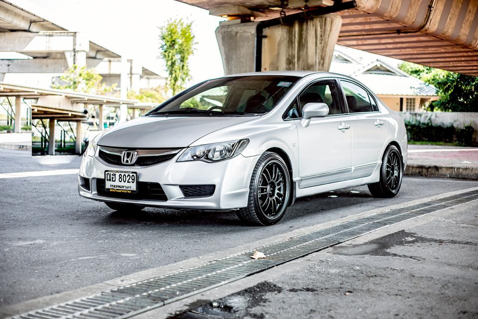 Honda Civic Fd MNC 1.8S AS สีเทา ปี 2009 มือเดียวป้ายแดง สภาดีมากๆ