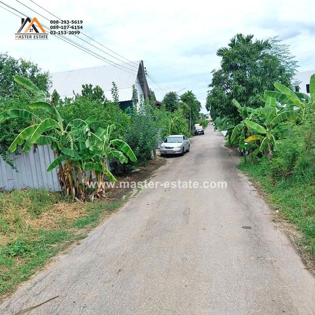 ที่ดินเปล่า 114 ตร.ว. ม.เปรมวดี พุทธมณฑลสาย 3 ถมแล้วสูงกว่าถนน 1 เมตร กว้าง 24 M. x ลึก 20 M. ถนนด้านหน้าที่ดินเป็นสาธารณะ ที่สวยมาก ราคาพร้อมโอน 3