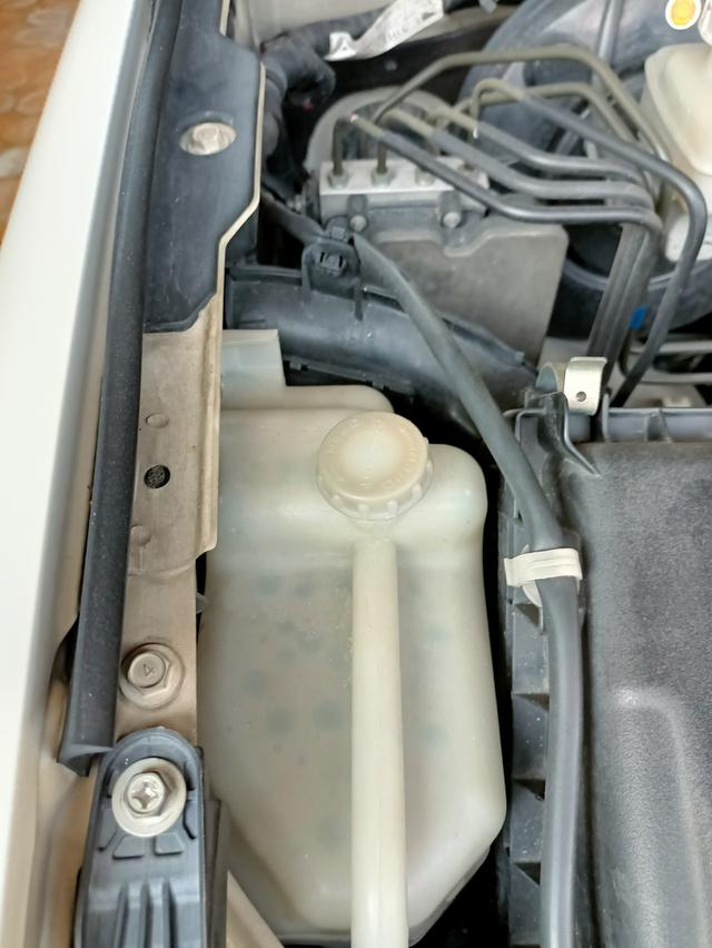 ขายรถบ้านปาเจโร่ 2015 ไมล์ 149K รูปที่ 17