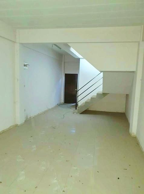 ให้เช่าอาคารพาณิชย์ 4 ชั้น มีชั้นดาดฟ้าพระราม5 พร้อมที่ดินข้างหลัง บางกรวย-ไทรน้อย โลตัส นครอินทร์ 1.6กม MRT ไทรม้า 2