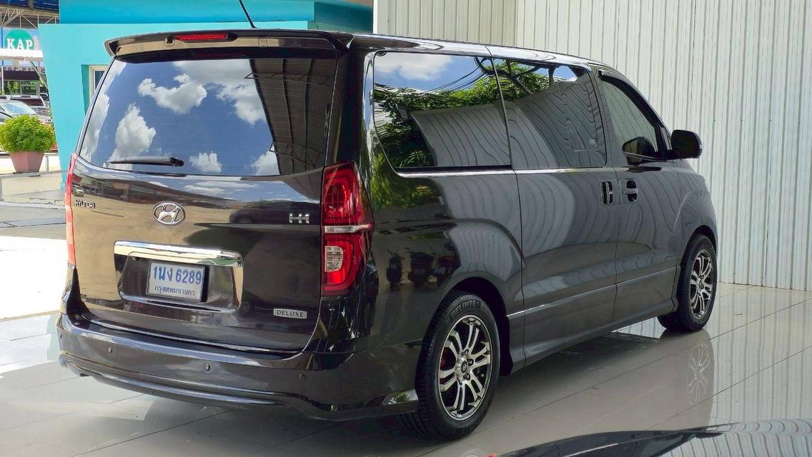 ขาย Hyundai H1 2.5Deluxe ปี19 7