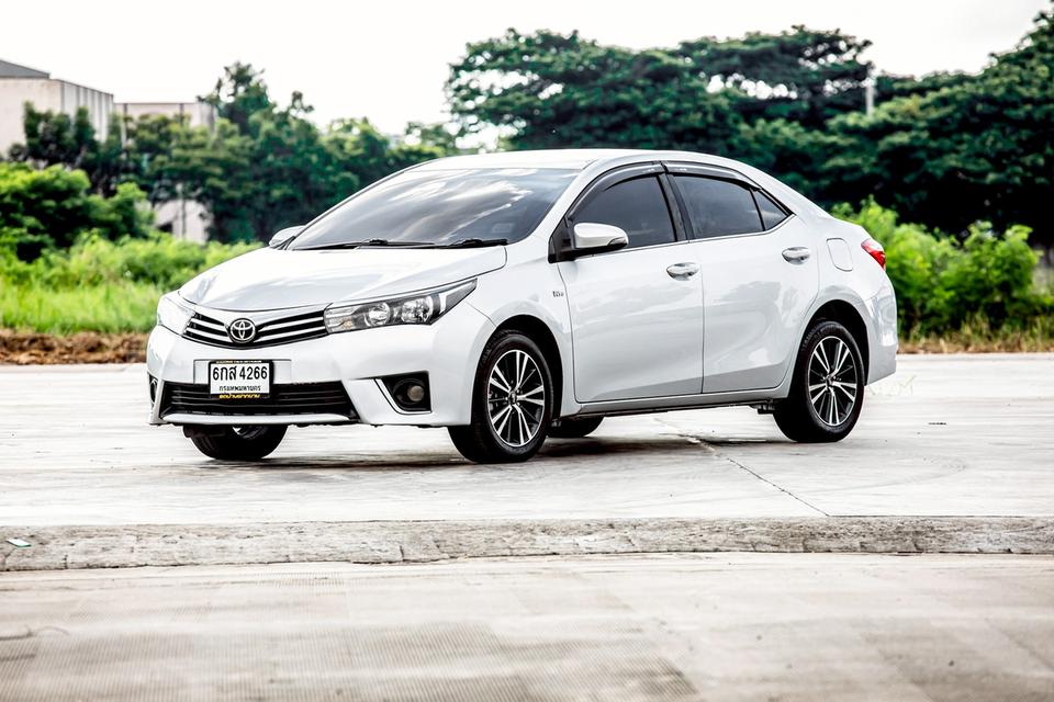 Toyota Altis 1.6G ปี 2014 สีบรอนเงิน  11