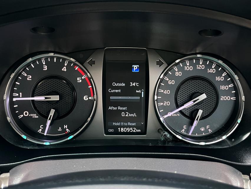 TOYOTA HILUX REVO DOUBLE CAB 2.8 HIGH 4WD ปี 2022 AUTO 4X4 สภาพนางฟ้า รูปที่ 14
