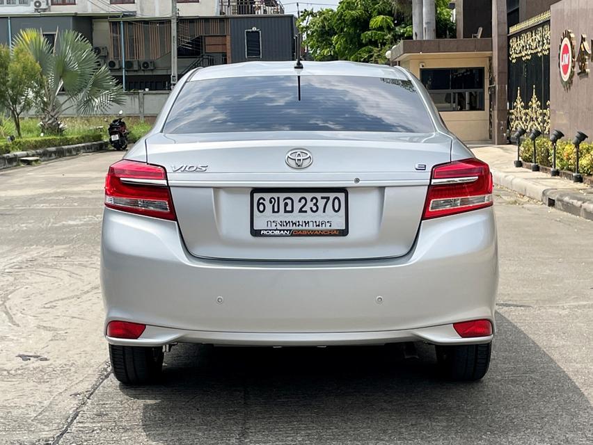 TOYOTA VIOS 1.5 E ปี 2018 AUTO CVT 7 สปีด สภาพนางฟ้า 4