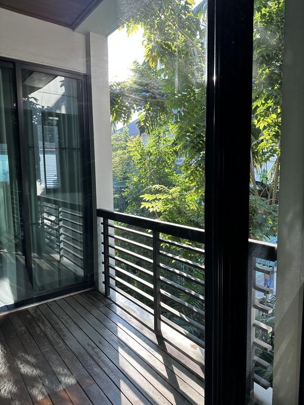 บ้านเดี่ยวพร้อมสระว่ายน้ำ สไตล์โมเดริ์น @สุขุมวิท – พร้อมพงษ์ 10