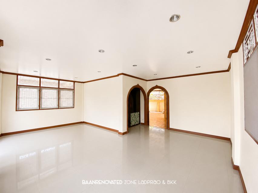 ขายบ้านเดี่ยว 2 ชั้นหลังมุม ย่านลาดพร้าว 109 แยก 15 พื้นที่เยอะมาก ขายตามสภาพแต่สวยเหมือนรีโนเวทแล้ว 5