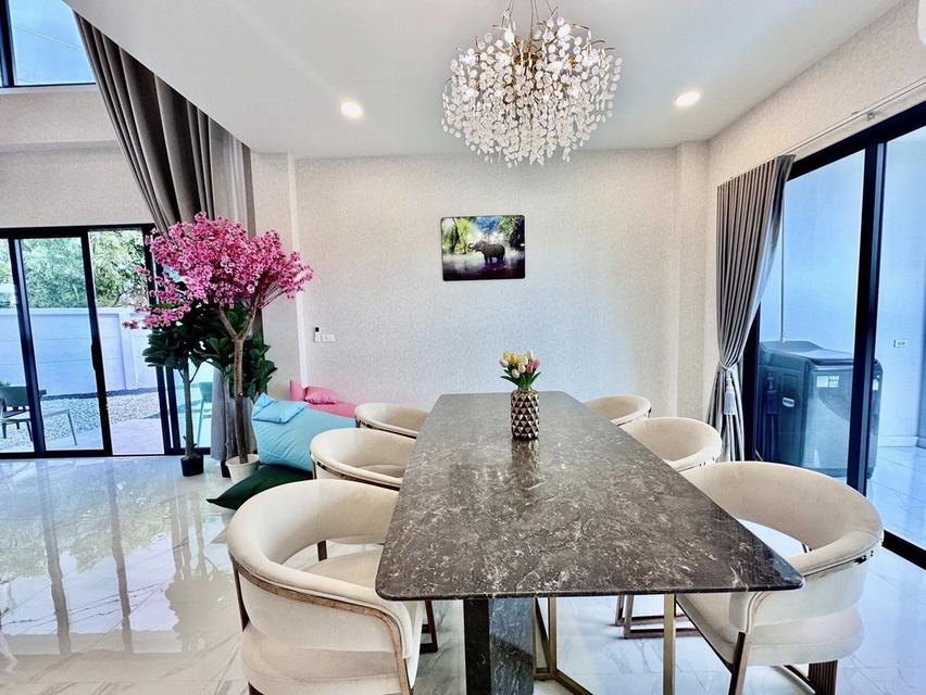 ให้เช่าพลูวิลล่า สไตล์ โมเดิร์น 120,000 ทุ่งกลม 9