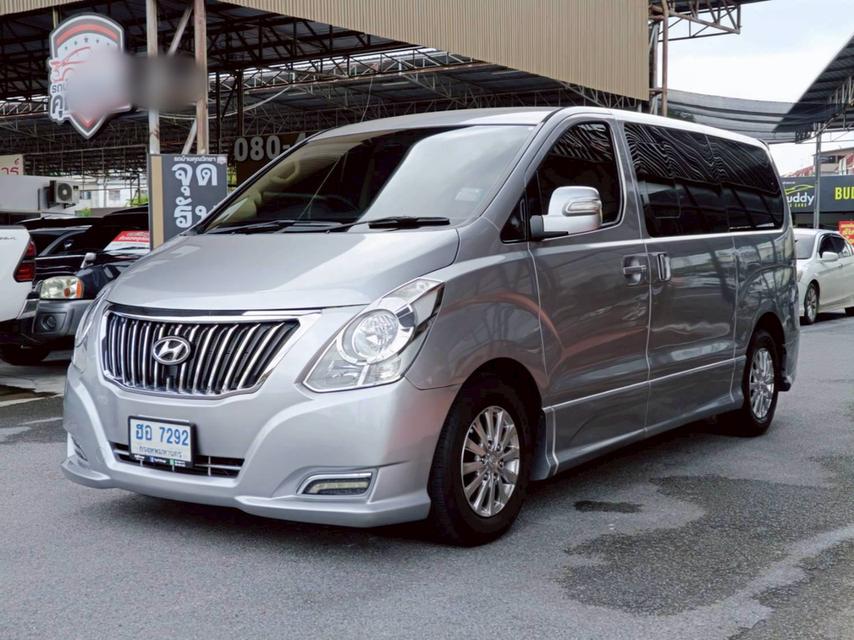 Hyundai H1 2.5Elite ปี18
