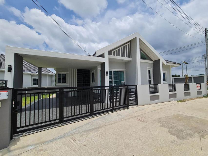Dogs friendly newly built house for rent near lanna