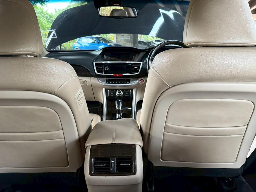 ขายรถ Honda Accord 2.0EL ปี 2014 สีดำ เกียร์ออโต้ 15