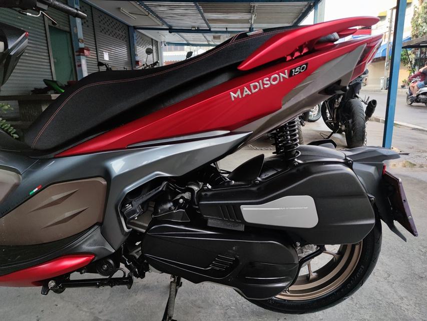 ใช้เพียง 7 พันkm Malaguti Madison สีแดงครับ รูปที่ 9