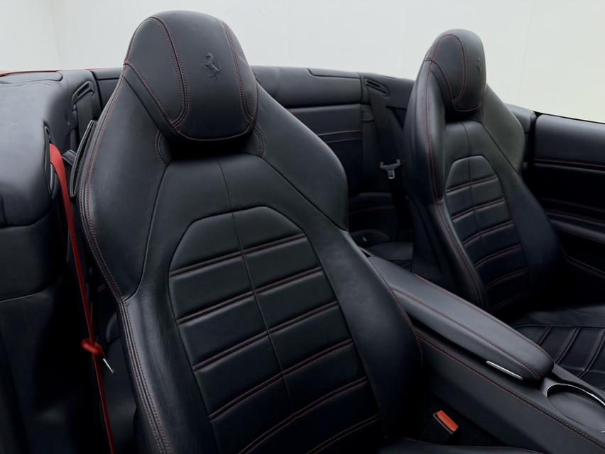 Ferrari California T ปี 2016 9