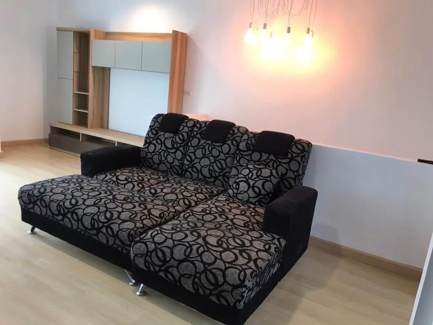 ให้เช่าบ้านลาดพร้าว ถนนลาดปลาเค้า บ้านตกแต่งครบ 3นอน 4น้ำ 2ที่จอดรถ หิ้วกระเป๋าพร้อมเข้าอยู่ 10