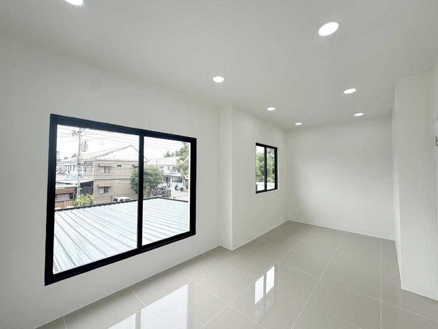 หมู่บ้านพฤกษา 67 ลำลูกกาคลอง2 ถ.เสมาฟ้าคราม ต.คูคต อ.ลำลูกกา จ.ปทุมธานี 14