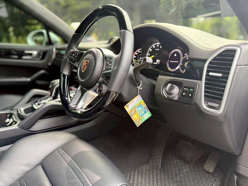 Cayenne Coupe E-Hybrid 3.0 11