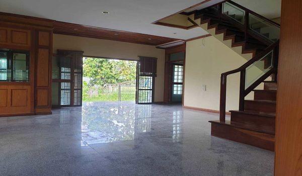 ขายบ้านเดี่ยว 2 ชั้น  3 ห้องนอน 2 ห้องน้ำ  แยกห้องนอนแม่บ้านเพิ่ม 1ห้องนอน 8