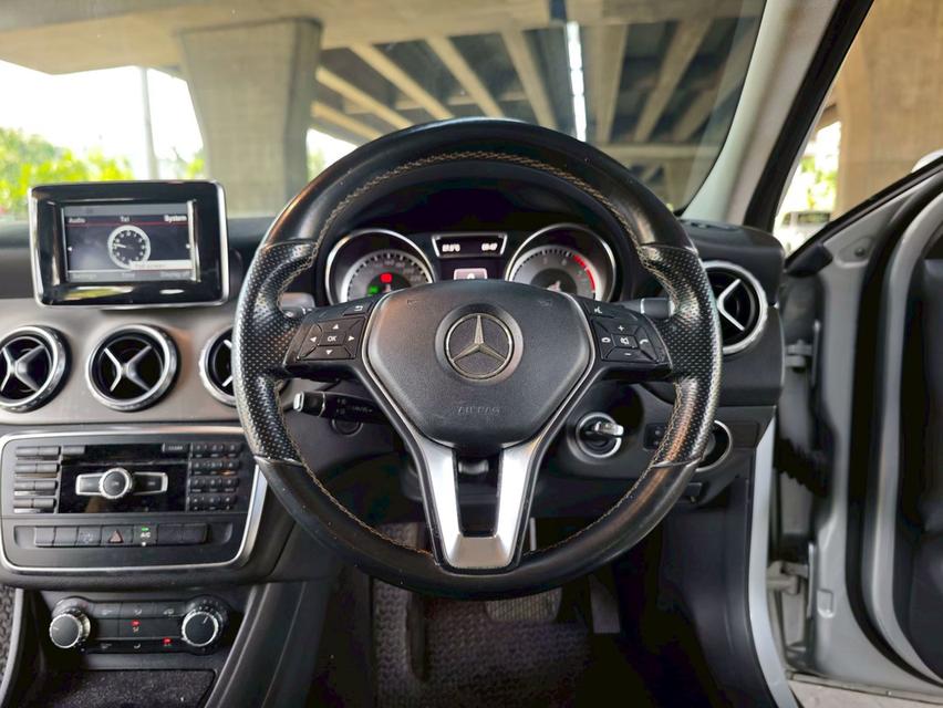 2015 Mercedes-Benz GLA 200 1.6 Urban AT āļĢāļđāļāļāļĩāđ 12