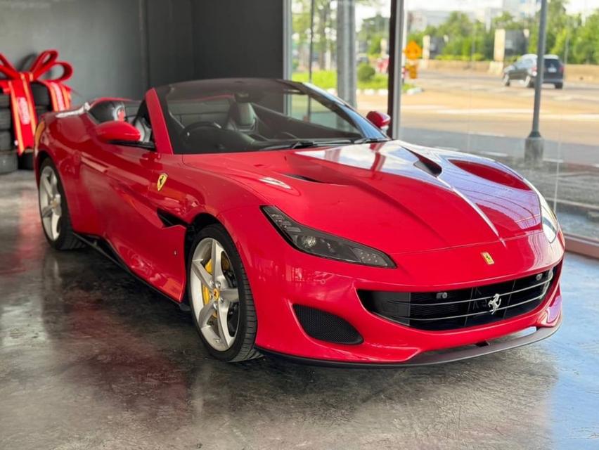 Ferrari Portofino Rosso Corsa Metallic ปี 2019 ไมล์ 25,xxx km