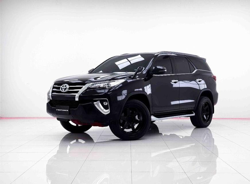 TOYOTA FORTUNER 2.8 V 2WDเกียร์ AT ปี 2019 สีดำ เลข​ไม์  171,573 กมราคา 759,000 บาทโทร 0929699899 6B584 รูปที่ 1