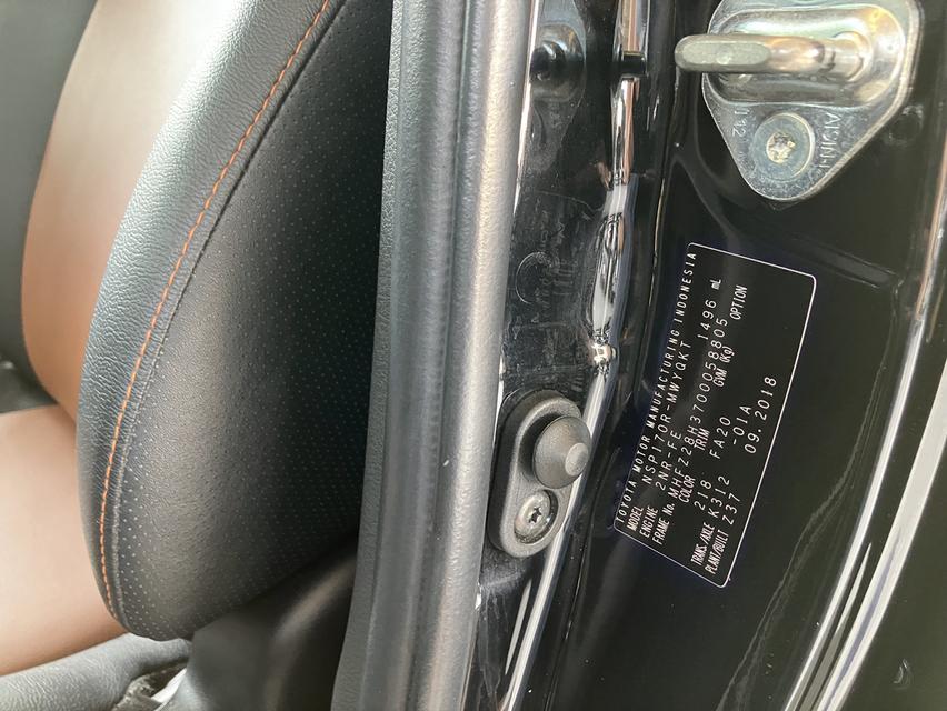 TOYOTA SIENTA 1.5 V 90000km รูปที่ 6