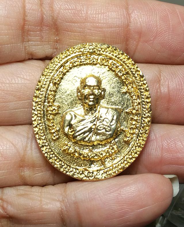 รูป  เหรียญหล่อหลวงพ่อบุญมี วัดเขาสมอคอน จ.ลพบุรี รุ่นสร้างหนุมาน พิธีใหญ่ ตอกโค้ด