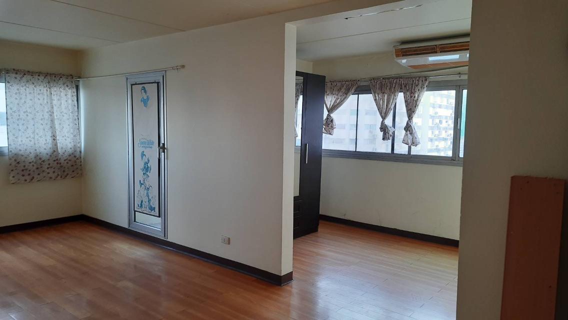 ขายป๊อปปูล่าคอนโด คอนโดเมืองทองธานี อาคาร C7 ชั้น5 ห้อง 41 ตรม. มีระเบียง 2